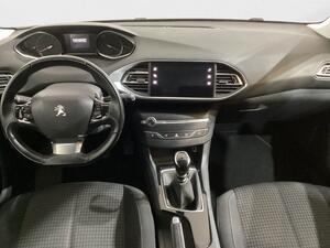 Peugeot 308 5p Style BlueHDi 130 S&S 8