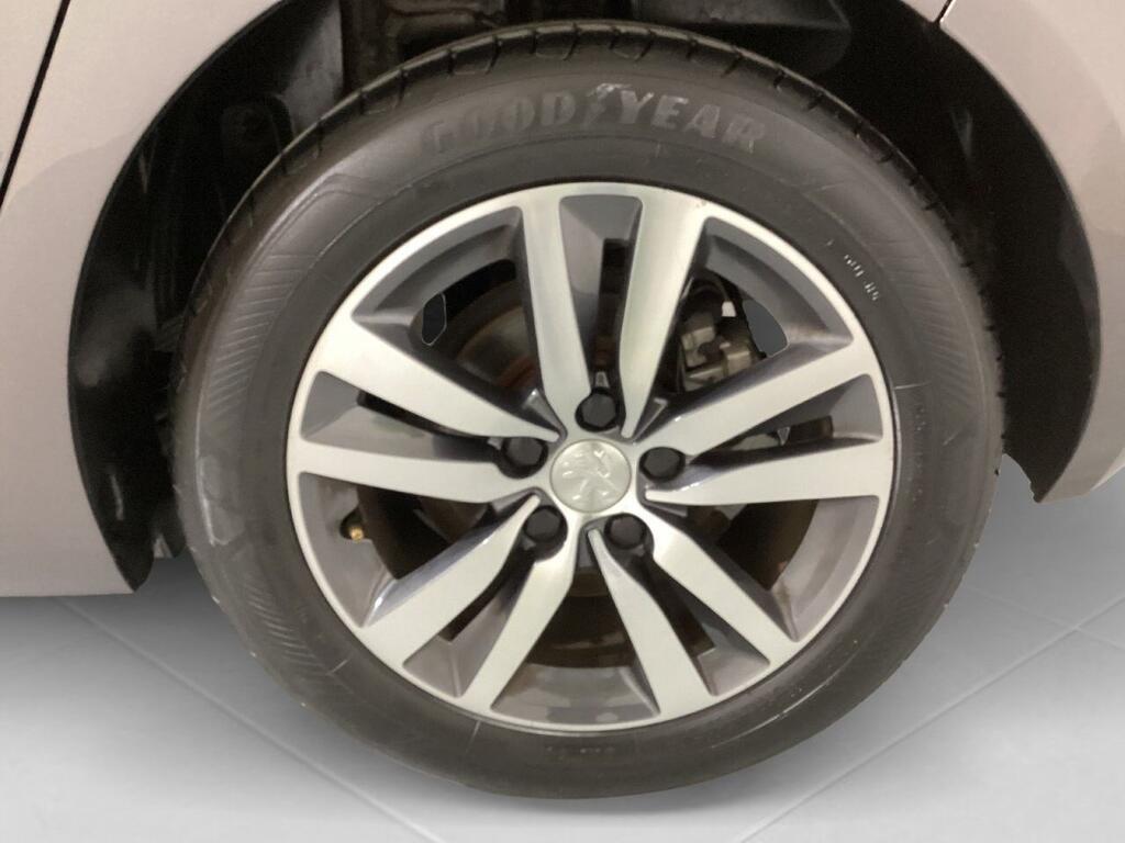 Peugeot 308 5p Style BlueHDi 130 S&S Segunda mano