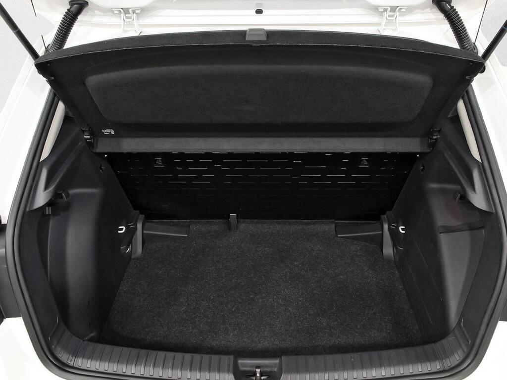 Skoda Fabia 1.0 MPI 59KW (80CV) Essence 7
