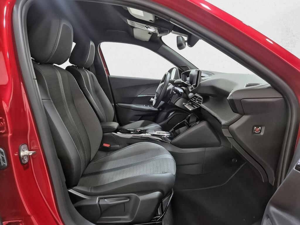 Peugeot 2008 Allure Pack BlueHDI 130 S&S EAT8 Segunda mano