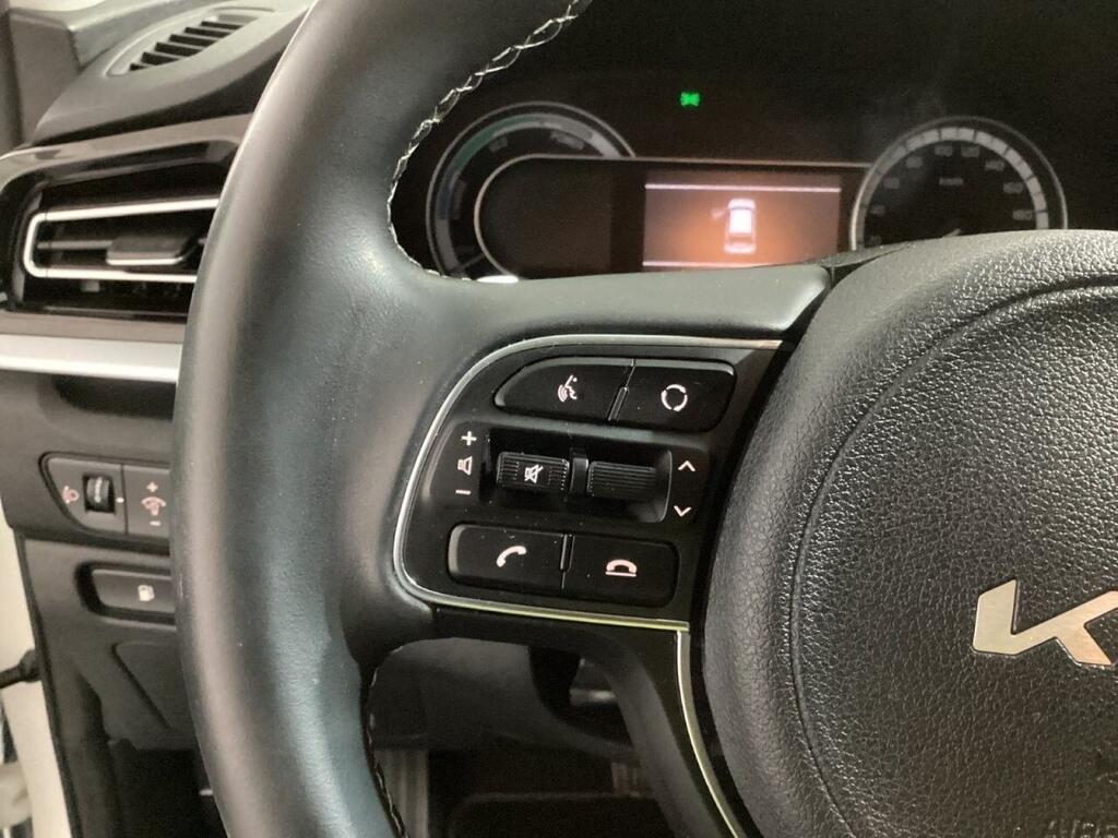 Kia Niro 1.6 GDi HEV 104kW (141CV) Drive Segunda mano