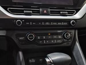 Kia Niro 1.6 GDi HEV 104kW (141CV) Drive 26