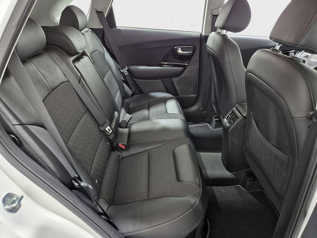 Kia Niro 1.6 GDi HEV 104kW (141CV) Drive Segunda mano