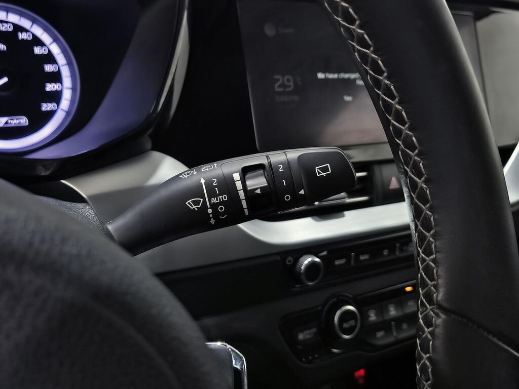 Kia Niro 1.6 GDi HEV 104kW (141CV) Drive Segunda mano