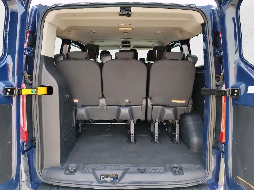 Ford Transit Custom ** TRANSIT CUSTOM 2.0 TDCI 130CV 320 TREND KOMBI SWB HEV 4P 9 PLAZAS Segunda mano