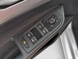 Volkswagen Golf Life 2.0 TDI 110kW (150CV) 11