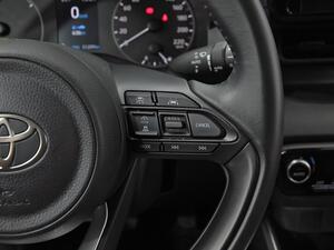 Toyota Yaris 1.5 120H Active Plus 19