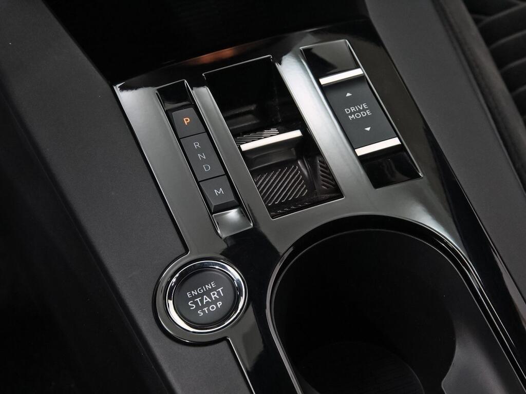 Lancia Ypsilon Ypsilon LX Hybrid 74kW (100CV) 32