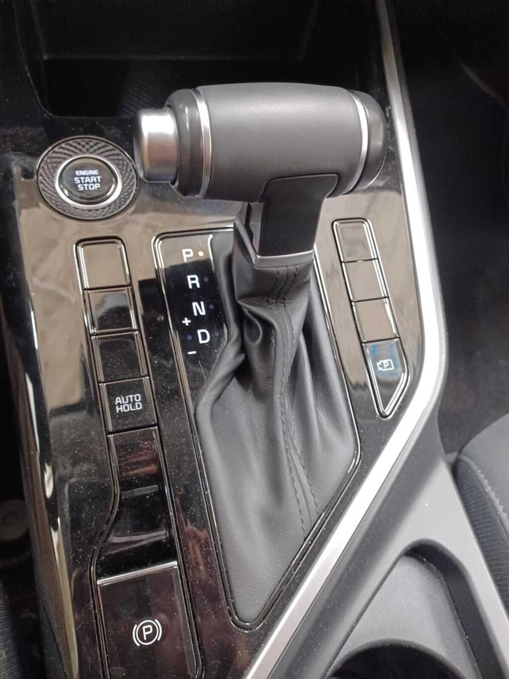 Kia Niro CONCEPT 1.6 HEV 129 CV 5P 8