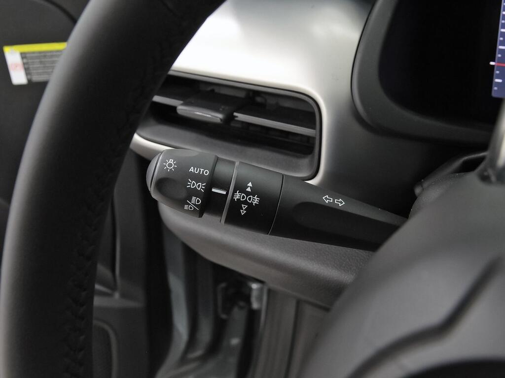 Jeep Avenger 1.2 eHybrid 74kW (100CV) Altitude 16