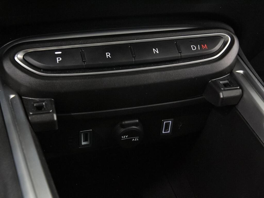 Jeep Avenger 1.2 eHybrid 74kW (100CV) Altitude 34