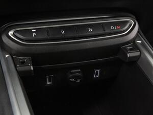 Jeep Avenger 1.2 eHybrid 74kW (100CV) Altitude 34