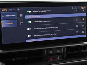 Jeep Avenger 1.2 eHybrid 74kW (100CV) Altitude 29
