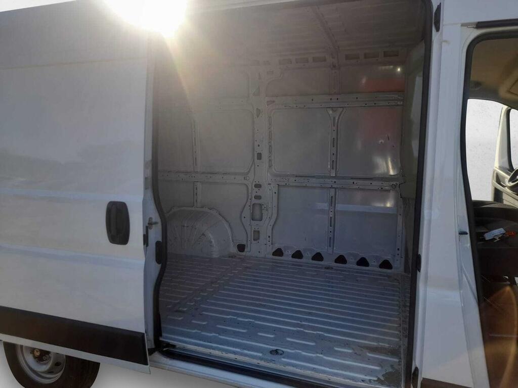 Citroën Jumper FG 2.2 BHDI 140 L2 H2 3.5T 4P Segunda mano