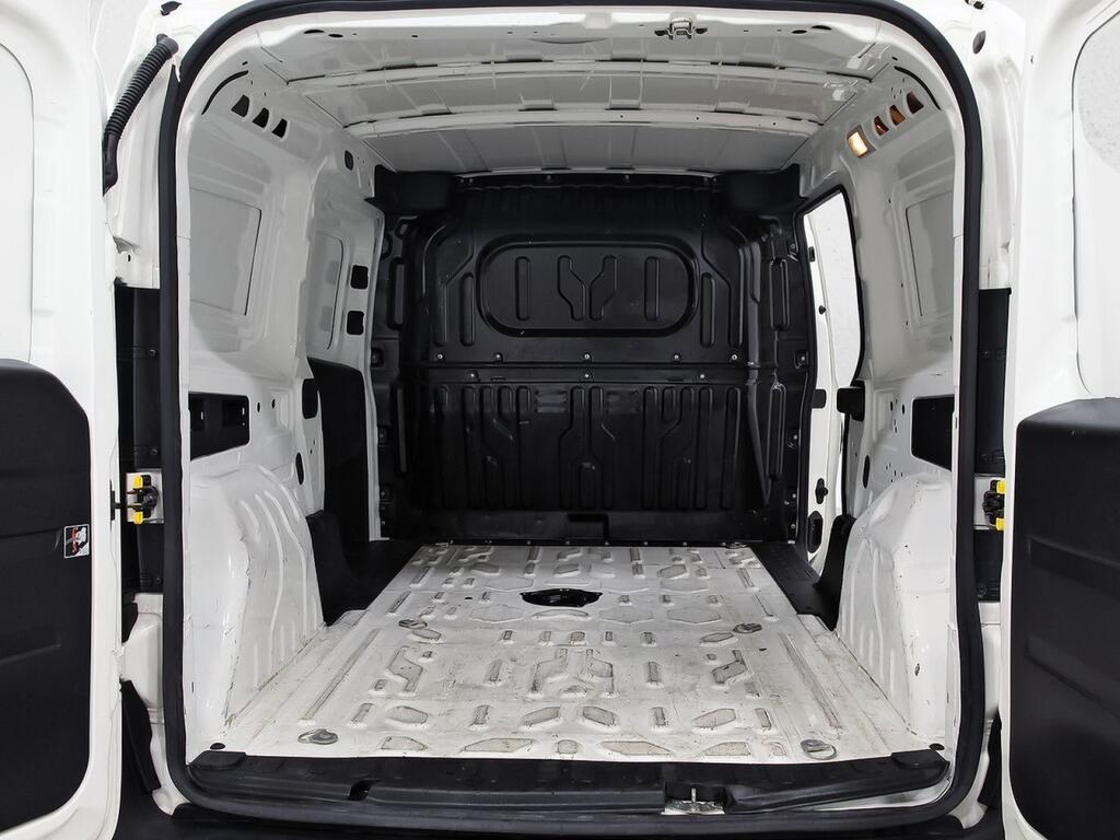 Fiat Doblò 1.6 MULTIJET 105CV BASE MAXI 750KG 4P 11