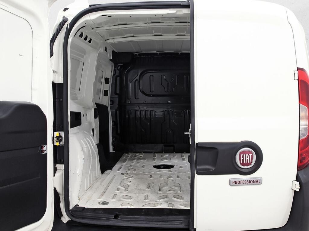 Fiat Doblò 1.6 MULTIJET 105CV BASE MAXI 750KG 4P 31