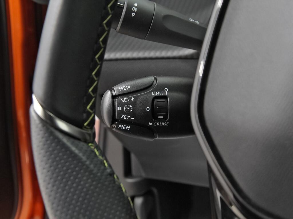 Peugeot 2008 GT Puretech 130 S&S 6 Vel. MAN Segunda mano
