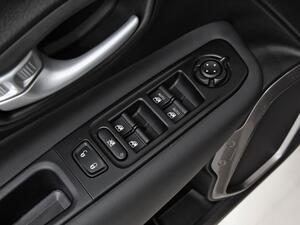 Jeep Renegade eHybrid 1.5 96kW(130CV) Longitude ATX 13