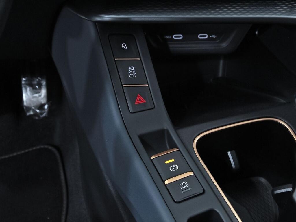 CUPRA Terramar 1.5 TSI e-Hybrid 150kW (204 CV) DSG Segunda mano