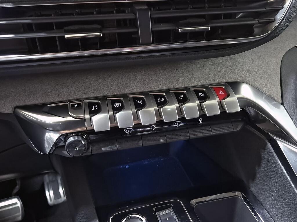 Peugeot 3008 Hybrid 225 e-EAT8 GT Segunda mano
