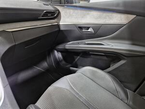 Peugeot 3008 Hybrid 225 e-EAT8 GT 32