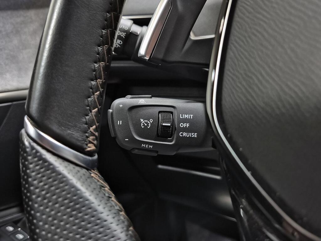Peugeot 3008 Hybrid 225 e-EAT8 GT Segunda mano