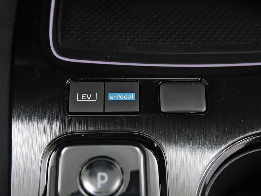Nissan X-Trail 5pl 1.5 e-POWER 152kW 4x2 A/T N-Connecta Segunda mano