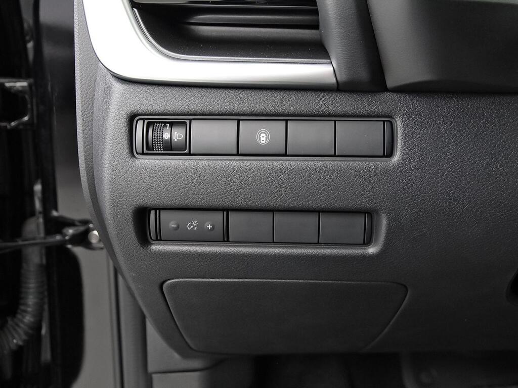 Nissan X-Trail 5pl 1.5 e-POWER 152kW 4x2 A/T N-Connecta Segunda mano