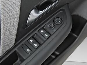 Citroën C4 BlueHDi 130 S&S EAT8 Plus 13
