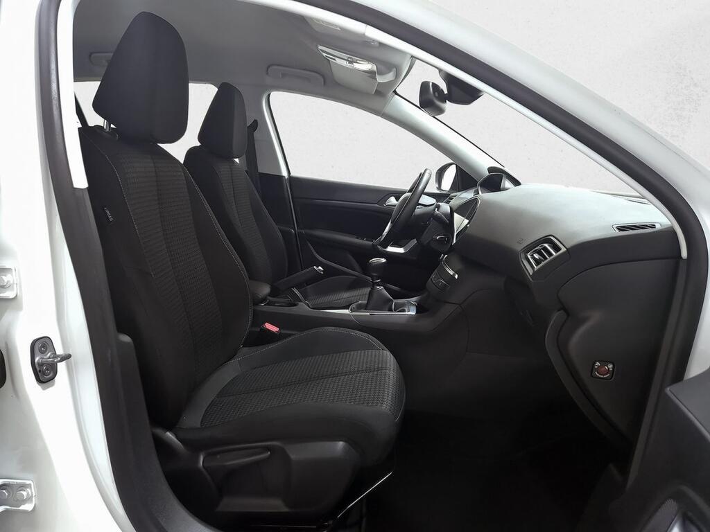 Peugeot 308 5p Active Pack BlueHDi 130 S&S Segunda mano