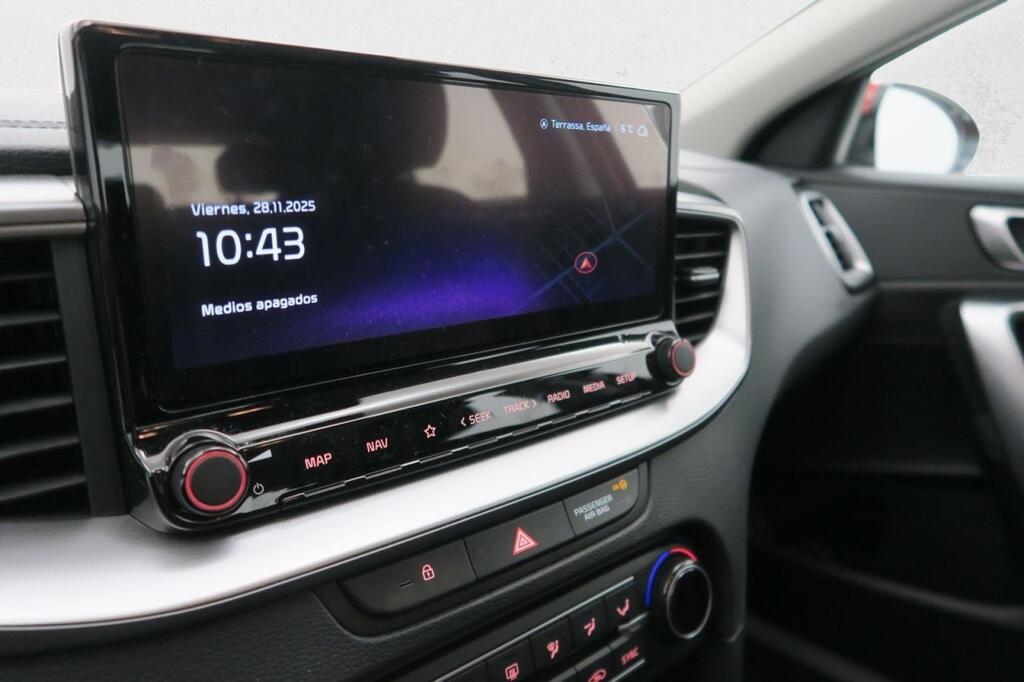 Kia Ceed Berlina 1.0 T-GDI 74KW DRIVE 100 5P Segunda mano
