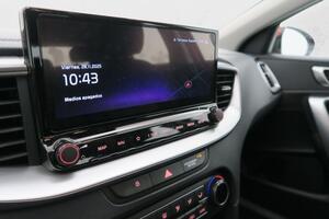 Kia Ceed Berlina 1.0 T-GDI 74KW DRIVE 100 5P 8
