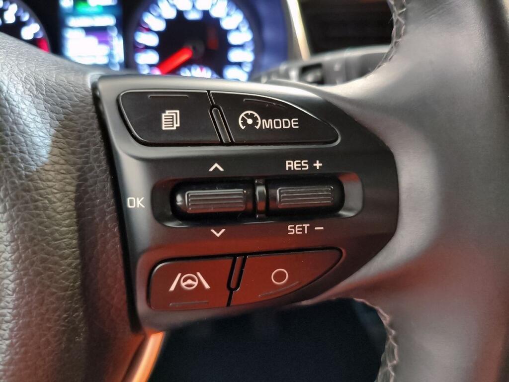 Kia Stonic 1.0 T-GDi 88kW (120CV) MHEV iMT Drive Segunda mano