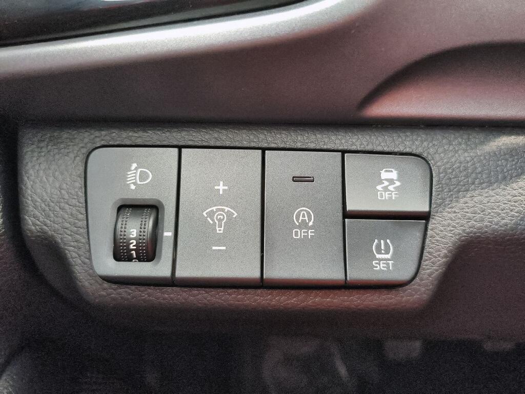 Kia Stonic 1.0 T-GDi 88kW (120CV) MHEV iMT Drive Segunda mano