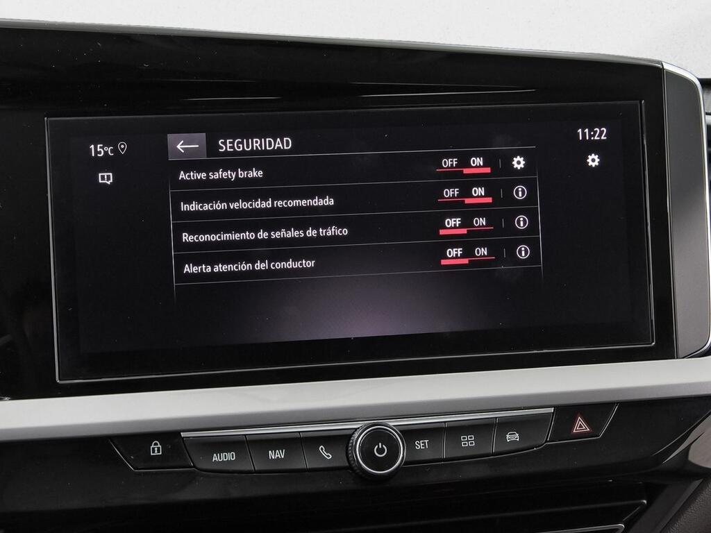 Opel Grandland 1.2 Turbo Design & Tech Segunda mano