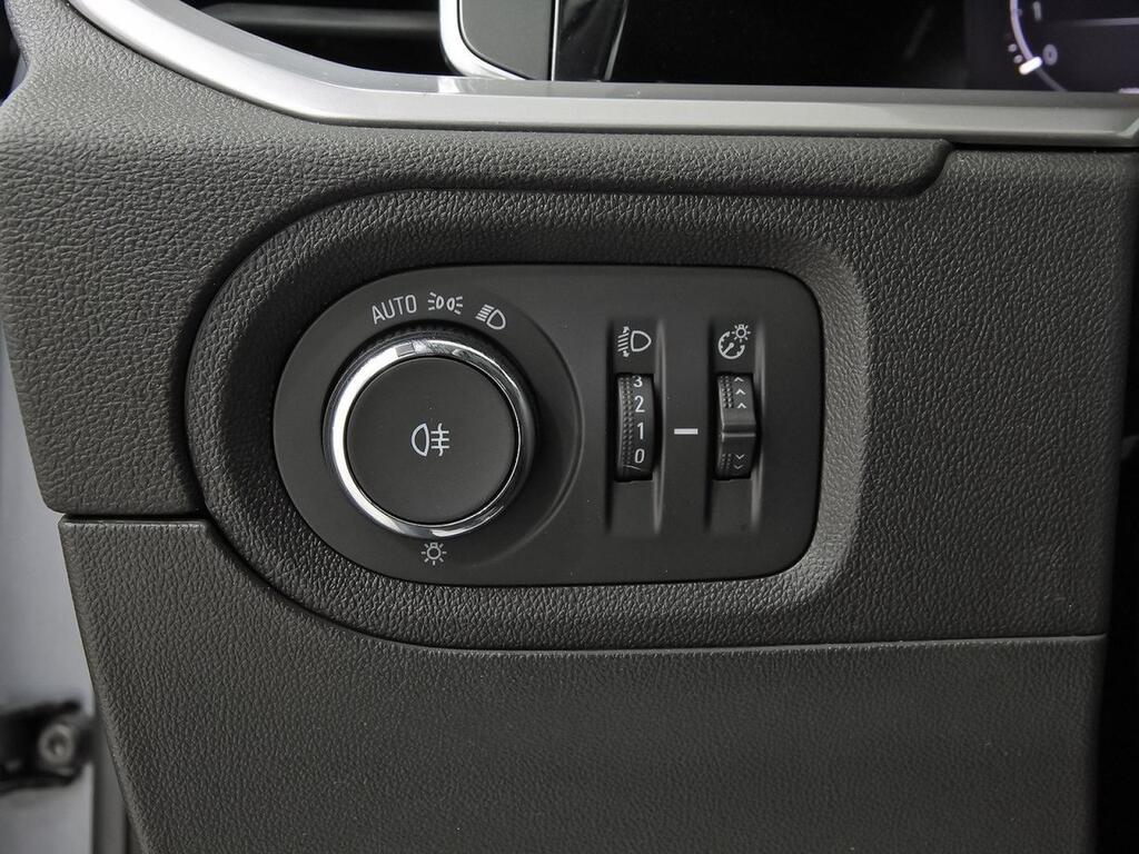 Opel Grandland 1.2 Turbo Design & Tech Segunda mano