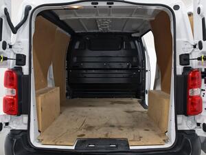 Peugeot Expert FG 1.5 BLUEHDI 120 STANDARD 4P 11