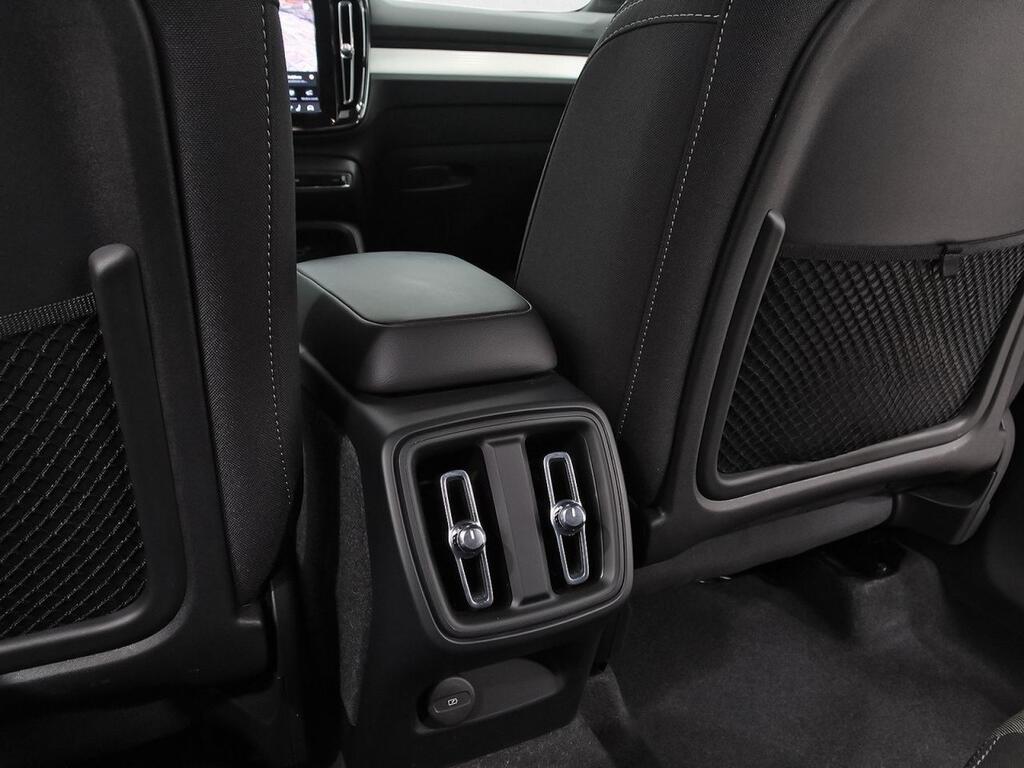 Volvo XC40 2.0 B3 G Core Auto Segunda mano