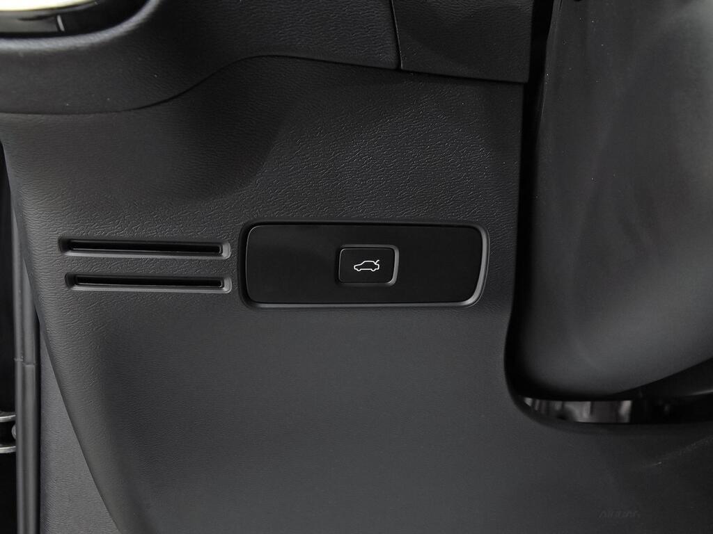 Volvo XC40 2.0 B3 G Core Auto Segunda mano