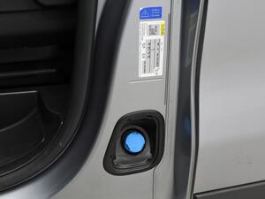 Opel Vivaro FG 1.5 BLUEHDI 120 4P 35
