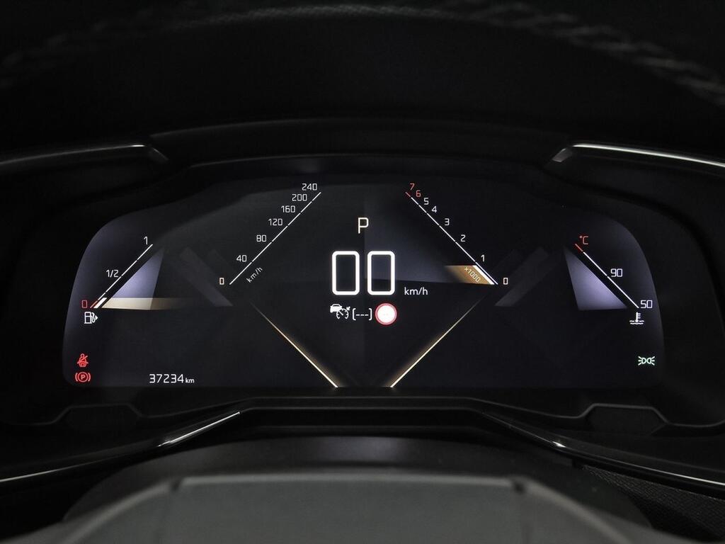 DS DS 7 PureTech 132kW (180CV) Auto. SO CHIC 14
