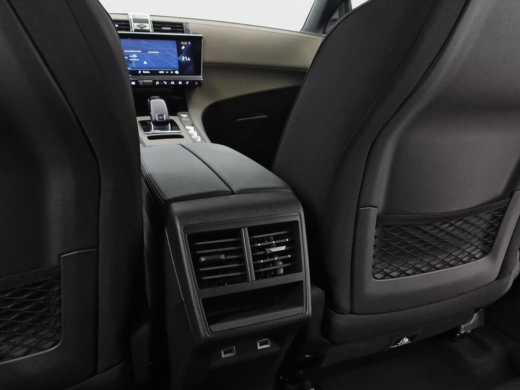 DS DS 7 PureTech 132kW (180CV) Auto. SO CHIC 33