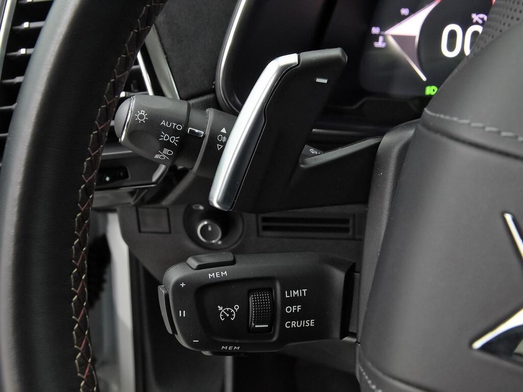 DS DS 7 BlueHDi 130 Automático PERF LINE + Segunda mano