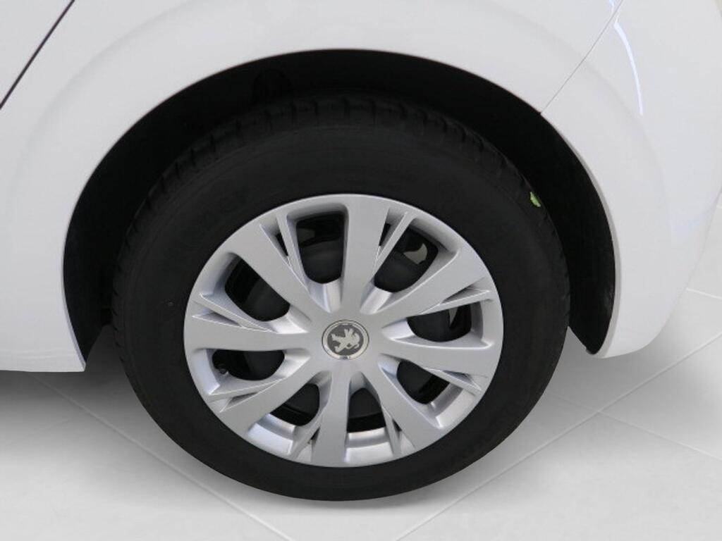 Peugeot 208 BlueHDi 73kW (100CV) Active 19