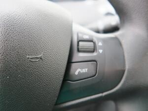 Peugeot 208 BlueHDi 73kW (100CV) Active 10