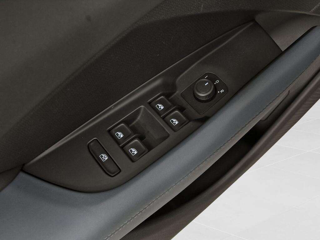 CUPRA Terramar 1.5 TSI e-Hybrid 150kW (204 CV) DSG Segunda mano