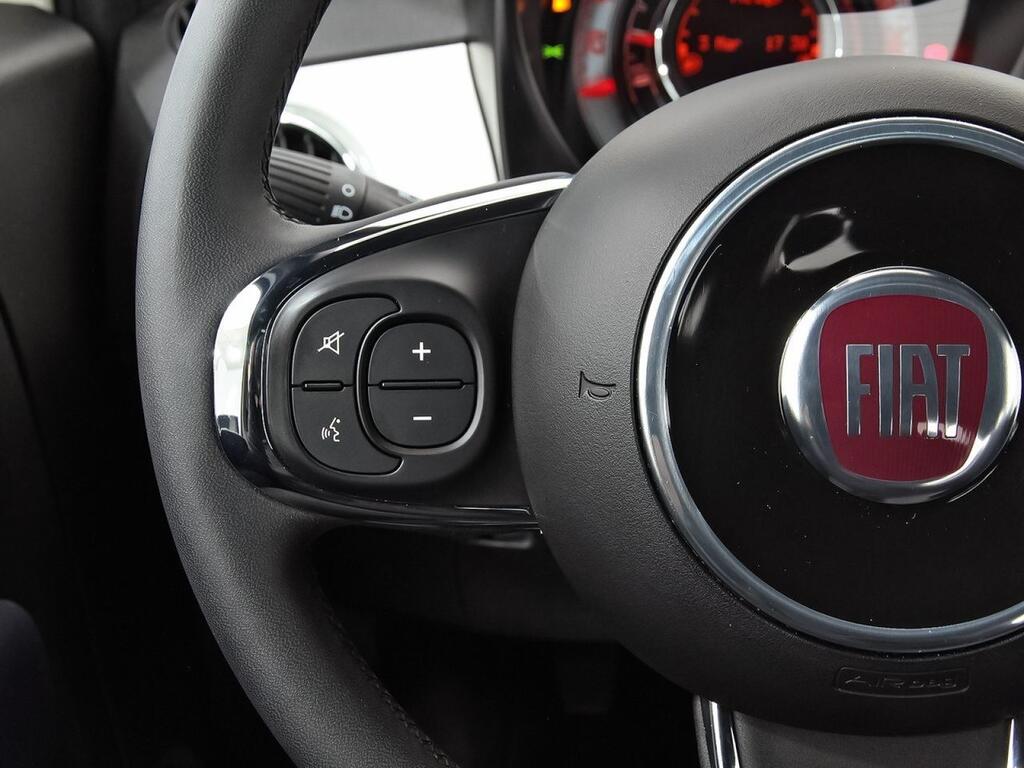 Fiat 500 Cult 1.0 Hybrid 51KW (70 CV) Segunda mano