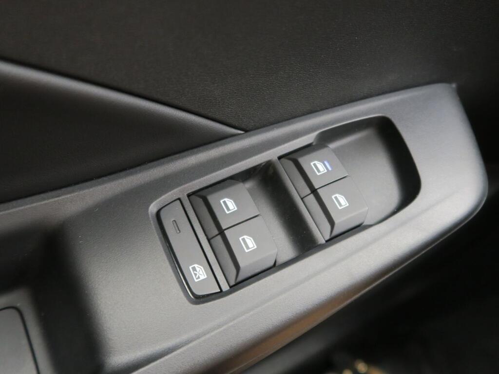 MG MG3 1.5 HEV LUXURY 195 CV 5P Km0