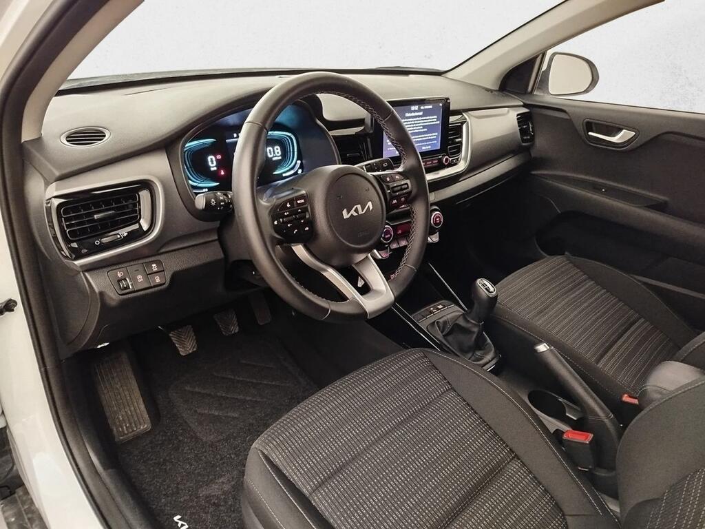 Kia Stonic SUV 1.0 T-GDI MHEV IMT 74KW DRIVE 100 5P Segunda mano
