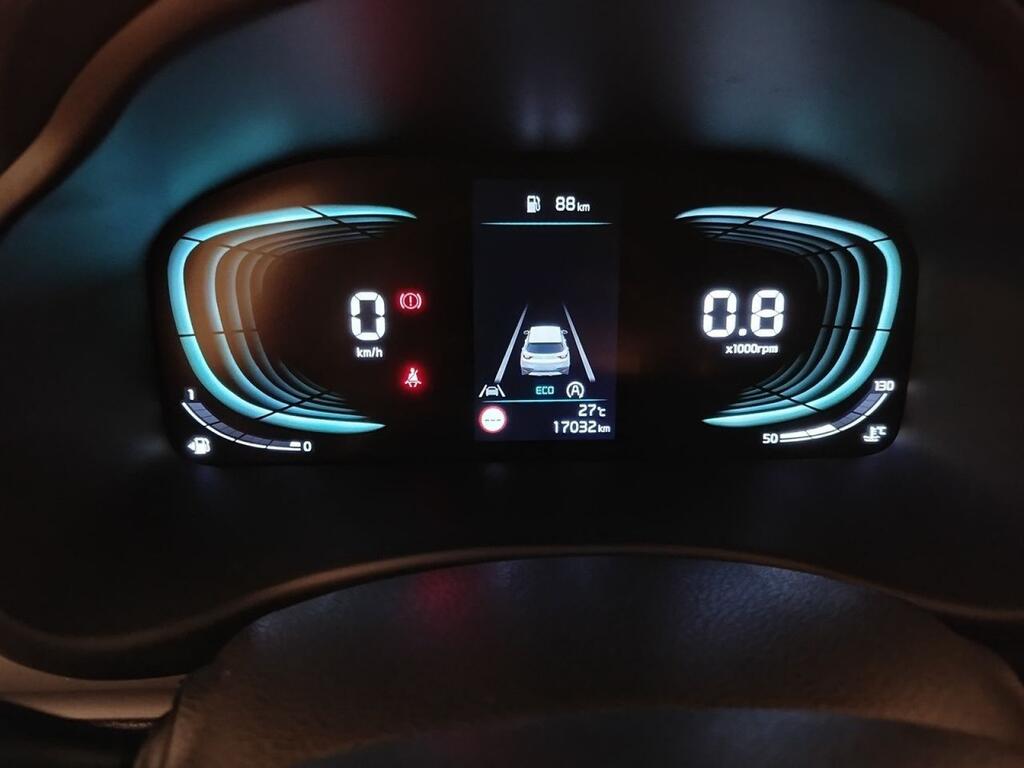 Kia Stonic SUV 1.0 T-GDI MHEV IMT 74KW DRIVE 100 5P Segunda mano